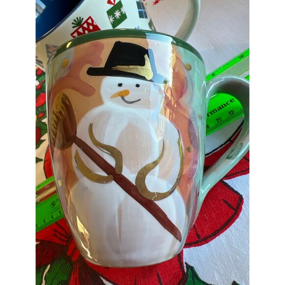 2 Holiday Christmas Mugs - Picture 6 of 7